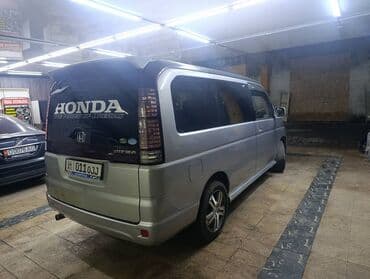 step: Honda Stepwgn: 2004 г., 2 л, Автомат, Бензин, Минивэн — 2