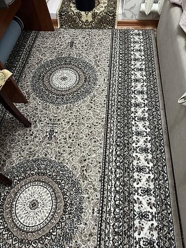 полас: Ковер Б/у — 1