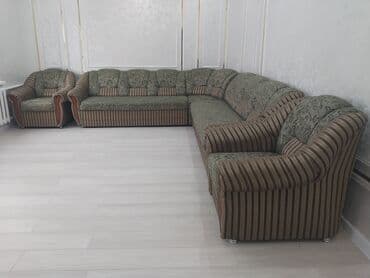 круглое кресло: Диван угловой.
Классика
Размер дивана 20
Два кресла 
Раздвижной! — 2