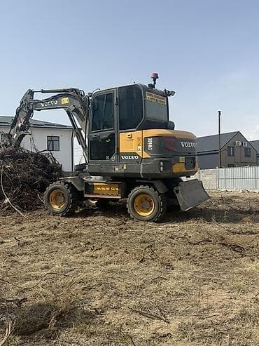 Экскаватор, Volvo, 2018 г., Колесный