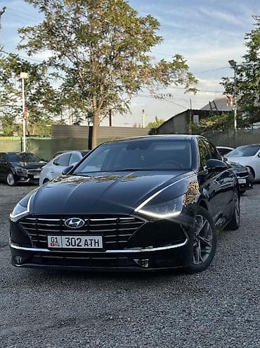 Hyundai Sonata: 2021 г., 2 л, Автомат, Газ, Седан