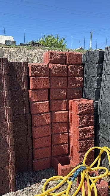 обой для стен: Заборы из пескоблока — 2