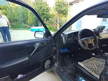 ауди б3: Volkswagen Passat Variant: 1993 г., Механика, Бензин, Универсал — 3