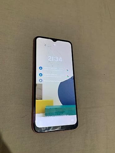 Техника и электроника: Samsung Galaxy A04e, Б/у, 32 ГБ, цвет - Коричневый, 2 SIM — 1