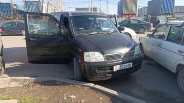 домкрат на степ: Honda Stepwgn: 2000 г., 0.2 л, Автомат, Бензиновая, Минивэн — 1