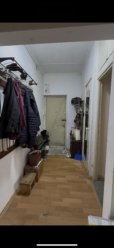 Унаа токтоочу жайлар: 🏡 Продаётся уютная 2-комнатная квартира в 7 микрорайоне 🔹 105 серия 🔹 — 7
