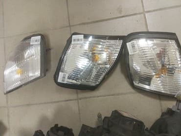 поворотники на виндом: Оригинал . Поворотник на Ниссан Либерти . из Японии — 1