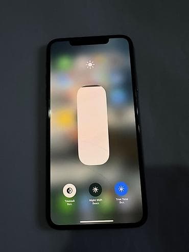 11 pro max 64: IPhone 11 Pro, Matte Midnight Green — 10