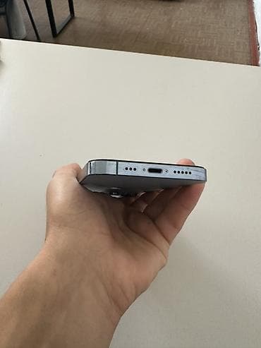 iphone 15 mini: IPhone 13 Pro, Sierra Blue, Чехол — 7