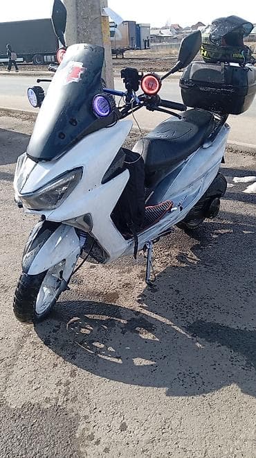 фары на мопед: Скутер с агрессивным скутер макси цена оканчателно скутер в идеале — 7