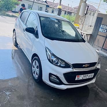 wuling mini ev: Chevrolet Spark: 2019 г. — 1