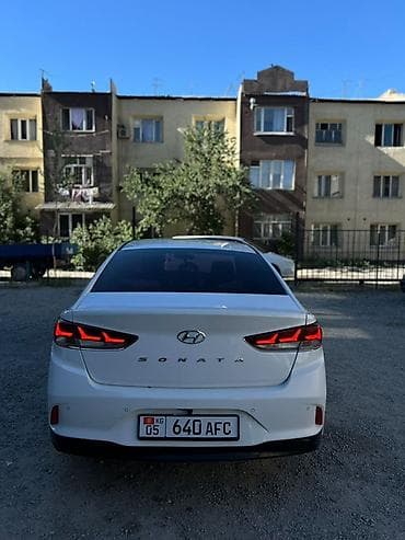 Продажа авто: Hyundai Sonata: 2018 г., 2 л, Автомат, Газ, Седан — 4