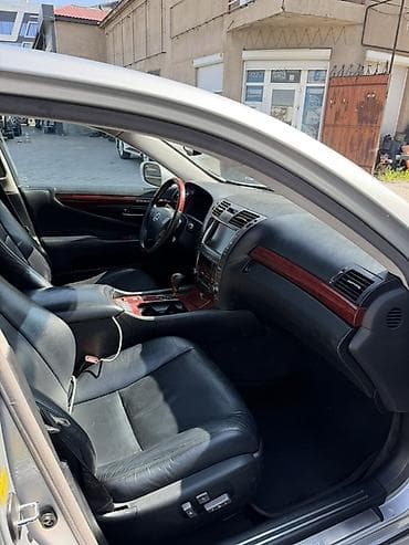автомобиль лексус: Lexus LS: 2006 г., 4.6 л, Седан — 8