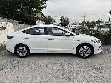 митцубиси спейс стар: Hyundai Elantra: 2020 г., 1.6 л, Автомат, Гибрид, Седан — 3