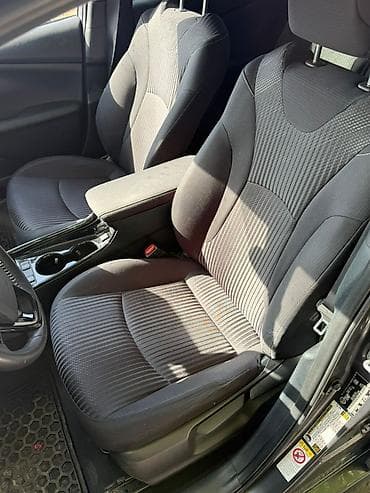 prius: Toyota Prius: 2019 г., 1.8 л, Автомат, Гибрид, Лифтбек — 5