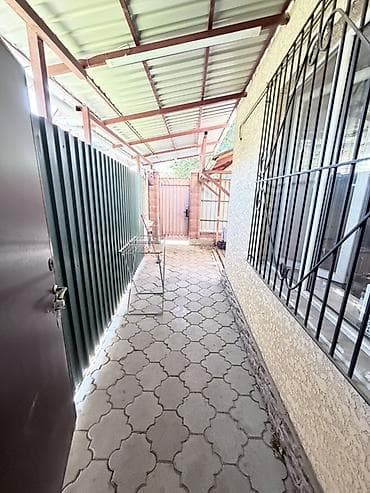 офис тему в бишкеке: 6 комнат и более, Собственник, С мебелью полностью — 6