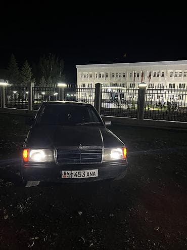 купить мерс с: Mercedes-Benz 190: 1991 г., 2.3 л, Механика, Бензин, Седан — 4