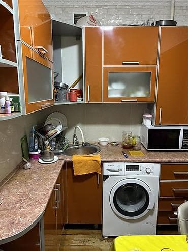 Кухонный гарнитур угловой с глянцевыми фасадами (цвет at lalafo.kg Кухонный гарнитур угловой с глянцевыми фасадами (цвет