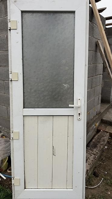 Пластиковые двери: Пластиковая дверь, Б/у, Со стеклом, Другая страна производитель — 1