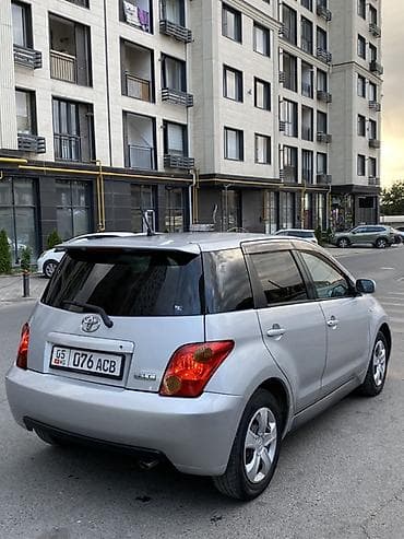 кузов ист: Toyota Ist: 2003 г., 1.5 л, Автомат, Бензин, Хэтчбэк — 4