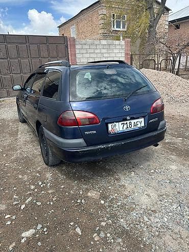 volvo 6x2: Toyota Avensis: 2001 г., 2 л, Ручные, Дизель, Универсал — 3
