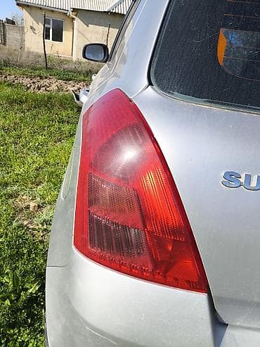 несия 2: Задние стоп для Suzuki (хэтчбек, поколение Swift 2005–2010) - — 1