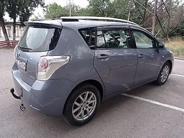 byd e7: Toyota Corolla Verso: 2010 г., 2.2 л, Автомат, Дизель, Минивэн — 2