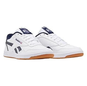 REEBOK. МИНИМАЛИСТИЧНЫЕ КРОССОВКИ, ВДОХНОВЛЕННЫЕ ТЕННИСНЫМ ДИЗАЙНОМ