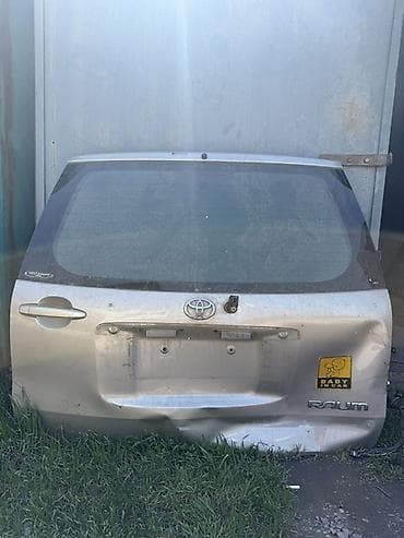 Крышка багажника Toyota, Оригинал