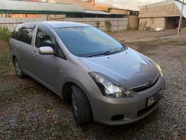 срочно срочно продам машину: Toyota WISH: 2003 г., 2 л, Вариатор, Бензин, Минивэн — 4