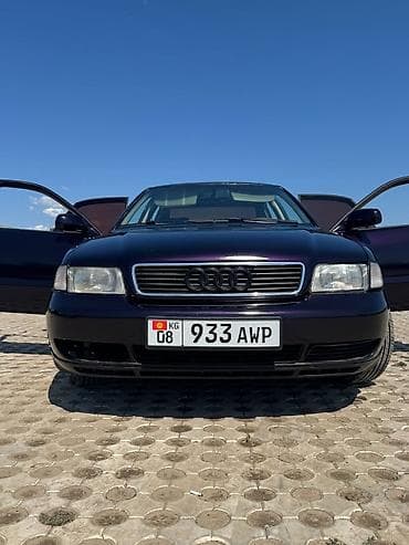Audi A4: 1995 г., 1.8 л, Механика, Бензин, Седан — 8