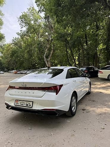 мотор королла 1.6: Hyundai Elantra: 2021 г., 1.6 л, Автомат, Бензин, Седан — 6