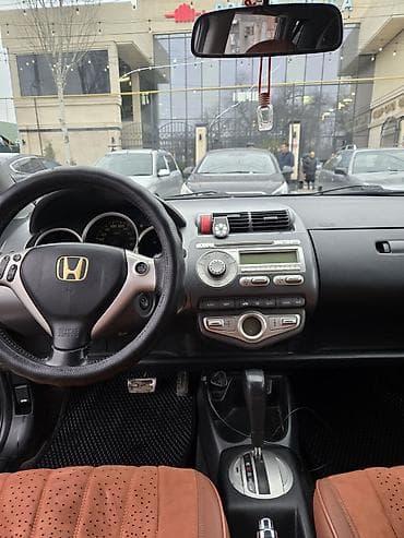 Honda (интерьер и оснащение автомобиля) - Салон: перетяжка в