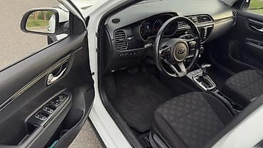 купить е500 w124 в бишкеке: Kia Rio X-Line: 2019 г., 1.6 л, Автомат, Бензин, Кроссовер — 8