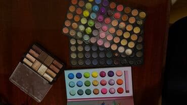 Тени все вместе 500сом цветными не пользуюсь, может кому то надо