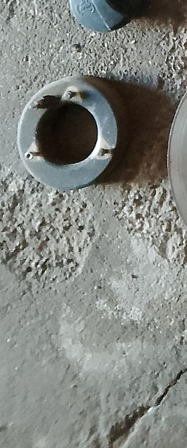 Электромуфта на вентилятор радиатора - на мерседес 124 двигатель 102 at lalafo.kg Электромуфта на вентилятор радиатора - на мерседес 124 двигатель 102