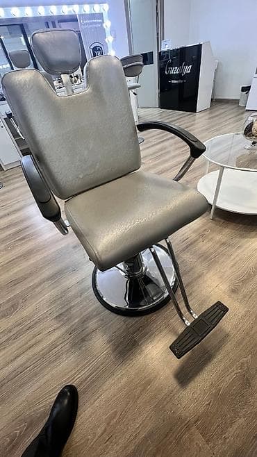 кресло барбершоп: Продаю 1 кресло в хорошем состоянии. Подходит для — 5