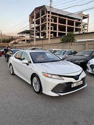 гибрид тойота: Toyota Camry: 2018 г., 2.5 л, Автомат, Гибрид, Седан — 3