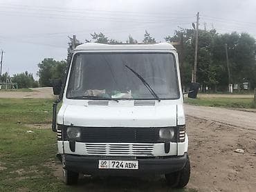 полуприцеп цементовоз: Легкий грузовик, Mercedes-Benz, Стандарт, 3 т, Б/у — 4