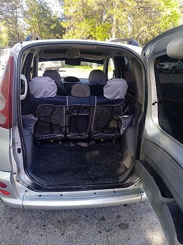 заз продажа: Toyota Yaris Verso: 2001 г., 1.5 л, Ручные, Бензин, Минивэн — 7