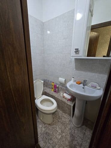 аренда квартиры 12 мкр: 2 комнаты, 52 м², 106 серия, 4 этаж, Старый ремонт — 8