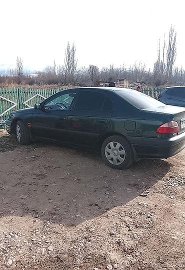 обмен транспорт: Toyota Avensis: 2001 г., 1.8 л, Механика, Бензин, Седан — 1