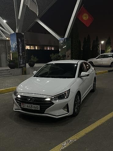 Hyundai Avante: 2019 г., 1.6 л, Вариатор, Бензин, Седан