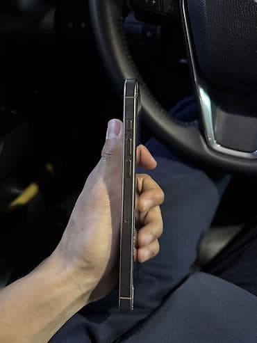 j7 2017: IPhone 16 Pro Max, Б/у, 512 ГБ, Белый, Коробка, 92 % — 2