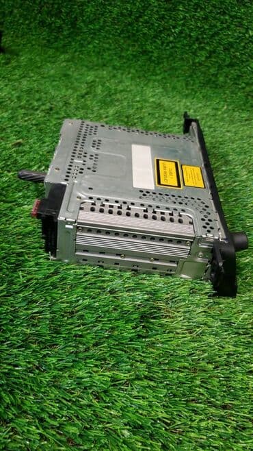 e46: Аудио магнитола BMW 3 E46 б/у. 2002 год, ОЕМ: В отличном состоянии — 6