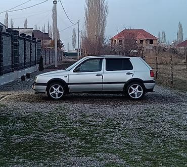 Транспорт: Volkswagen Golf: 1993 г., 1.6 л, Хэтчбэк — 2