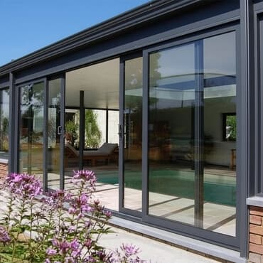 купейные двери: Раздвижные стеклянные двери современного дизайна, идеально подходящие — 1