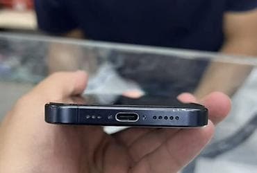 iphone 1e pro: IPhone 15 Pro, Б/у, 1 ТБ, Защитное стекло, 87 % — 3