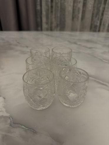 Кухонные принадлежности: Набор из 6 рюмок из чешского хрусталя с классическим гранёным рисунком — 6