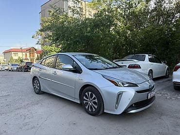 prius: Toyota Prius: 2019 г., 1.8 л, Автомат, Гибрид, Лифтбек — 1